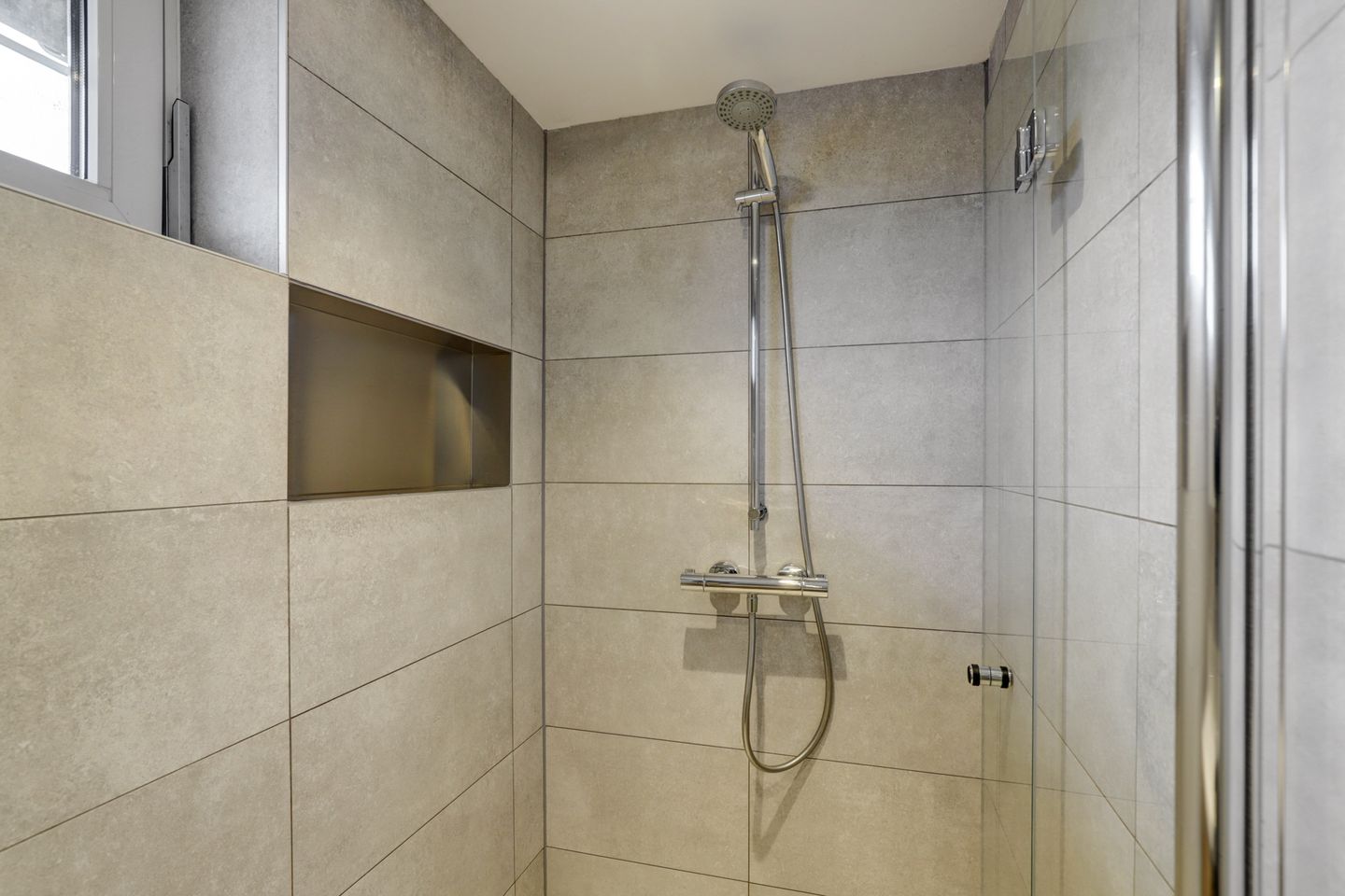 Foto 25 van Anna van Saksenstraat 3