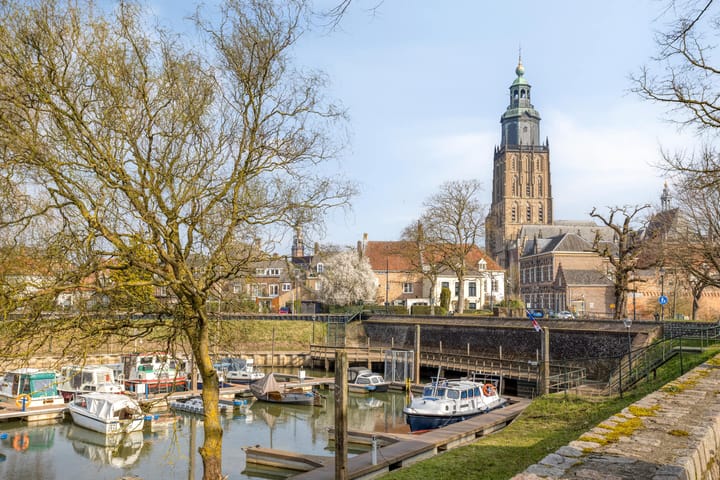 Appartement te koop: Hoornwerk 64, Zutphen