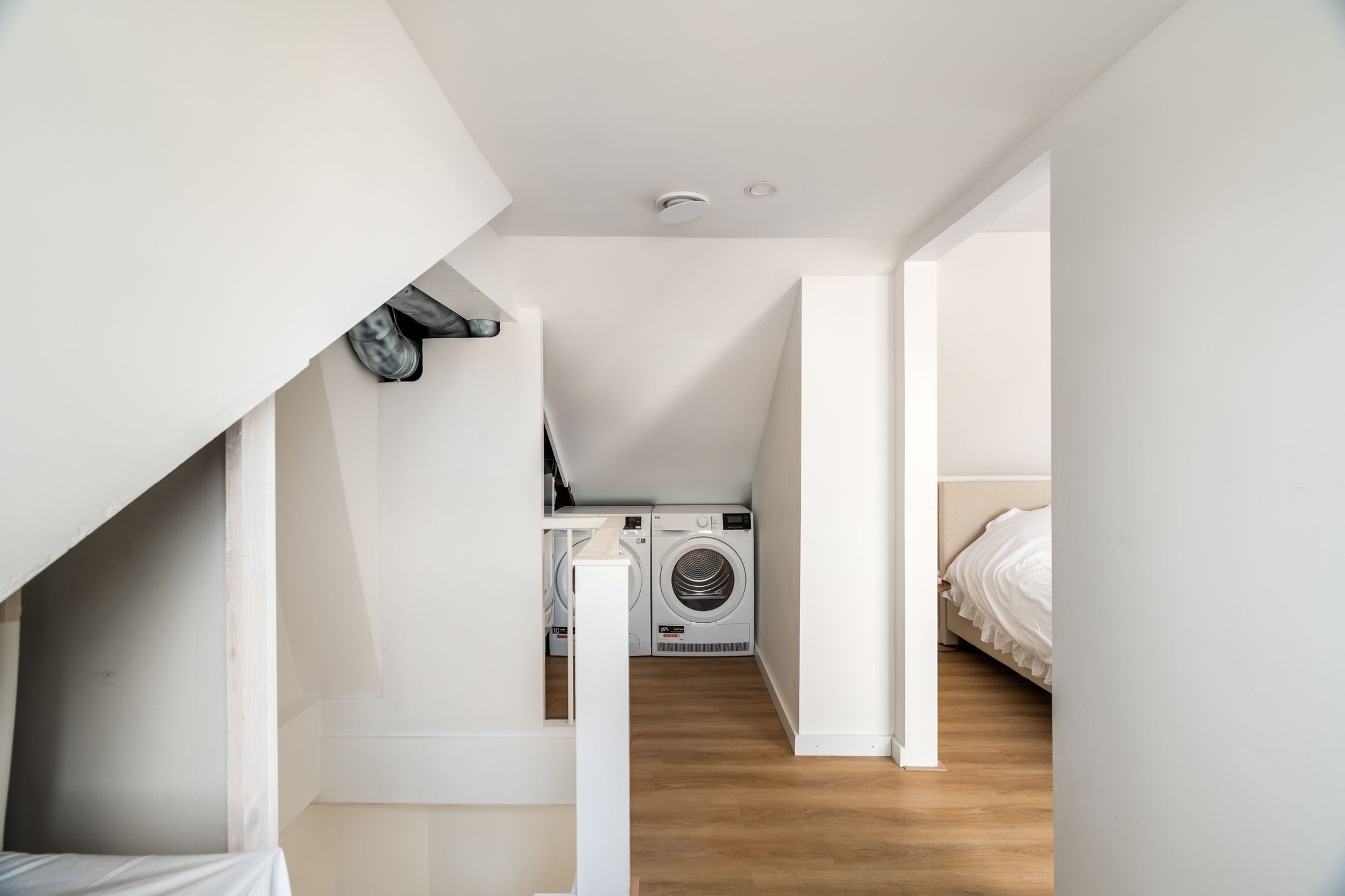 Photo 30 of Wilhelminastraat 114