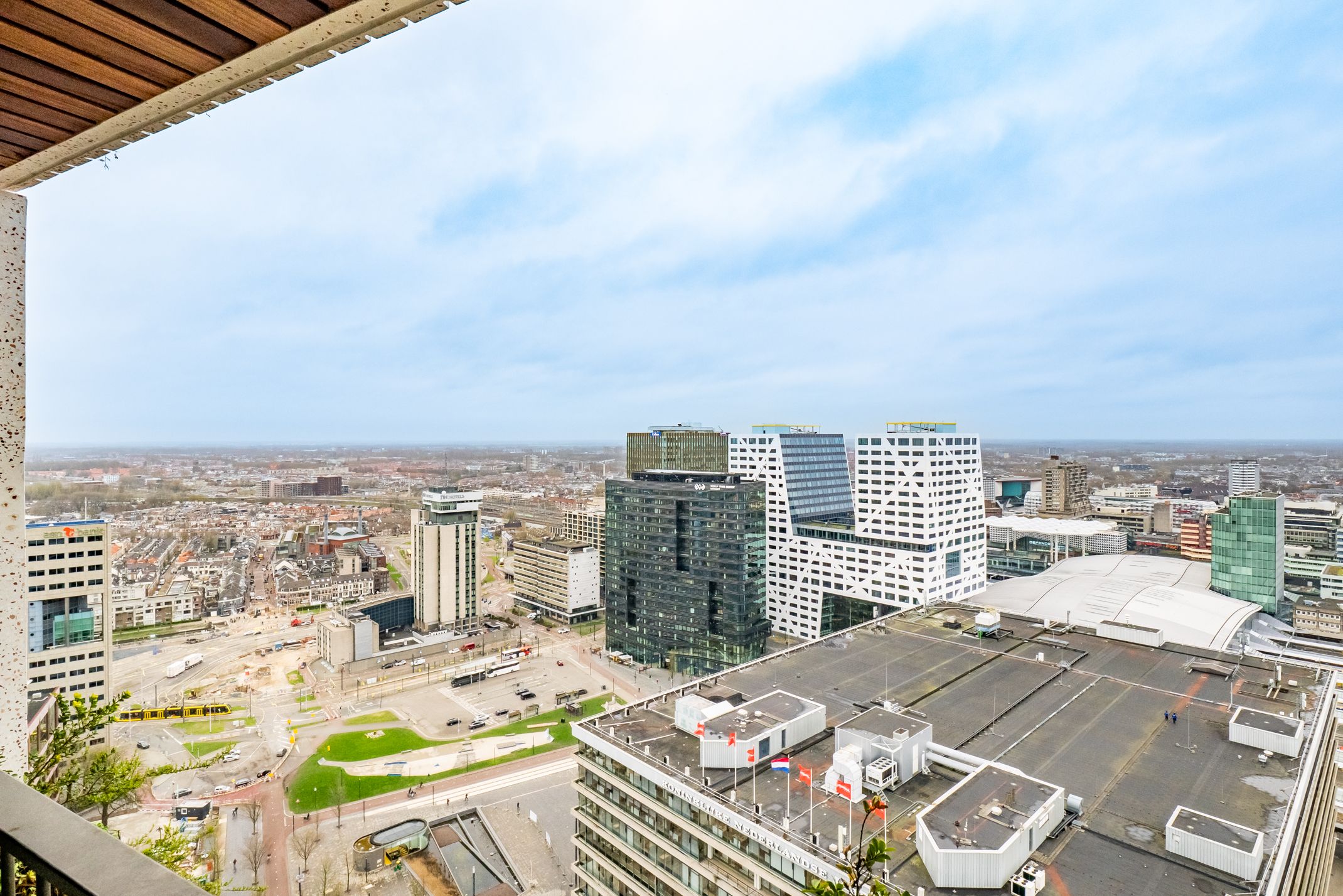 Foto 9 van Hoola van Nootenstraat 388