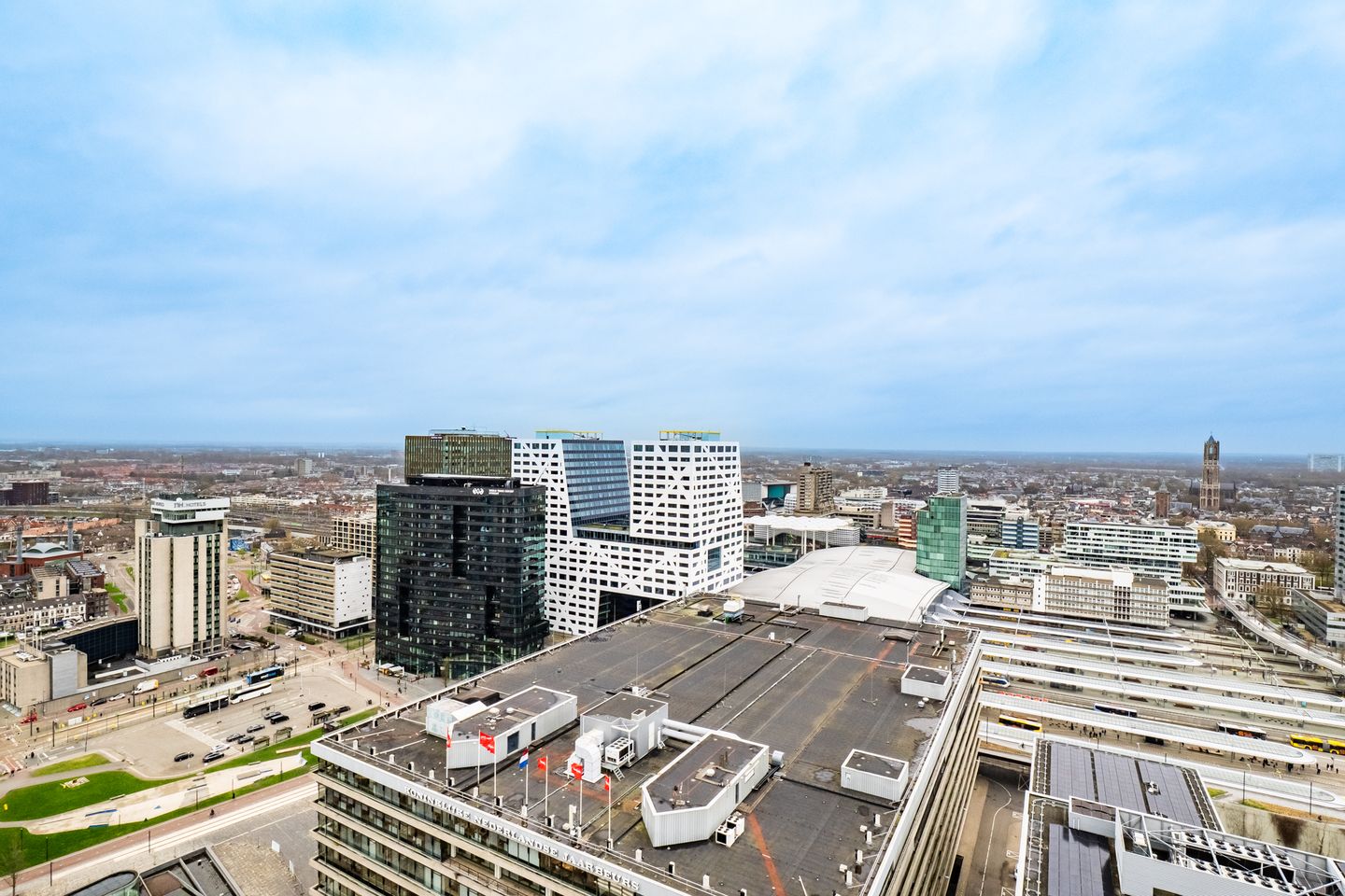 Foto 10 van Hoola van Nootenstraat 388