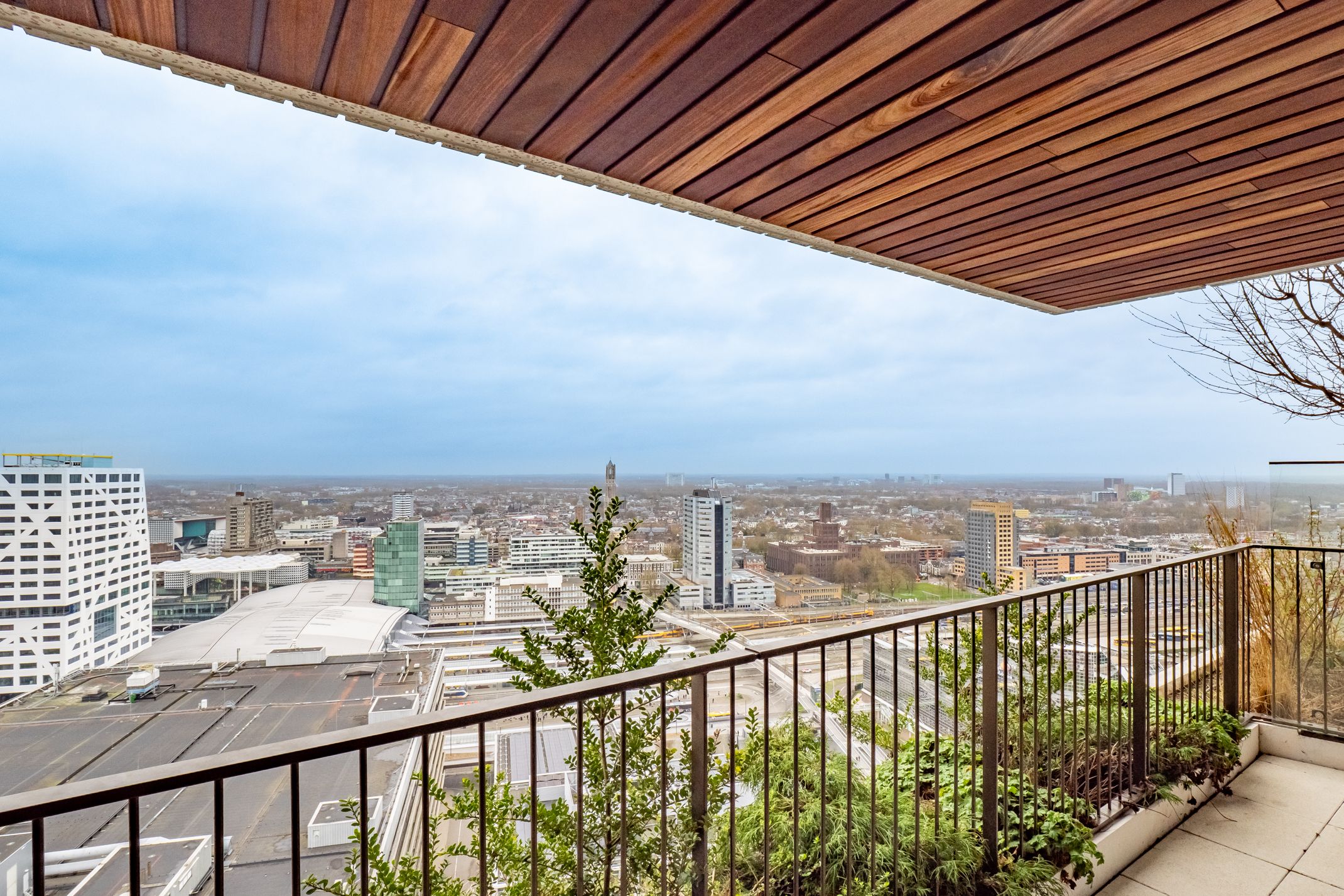 Foto 12 van Hoola van Nootenstraat 388