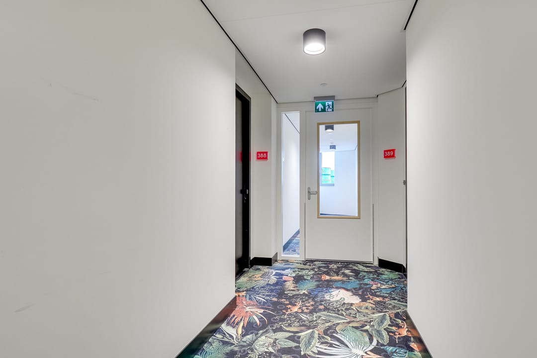 Foto 38 van Hoola van Nootenstraat 388