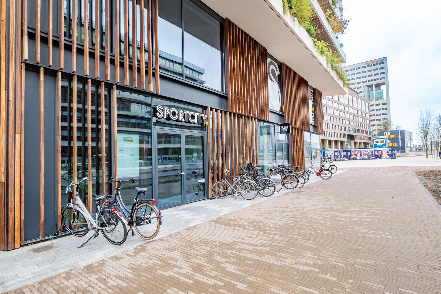 Foto 44 van Hoola van Nootenstraat 388