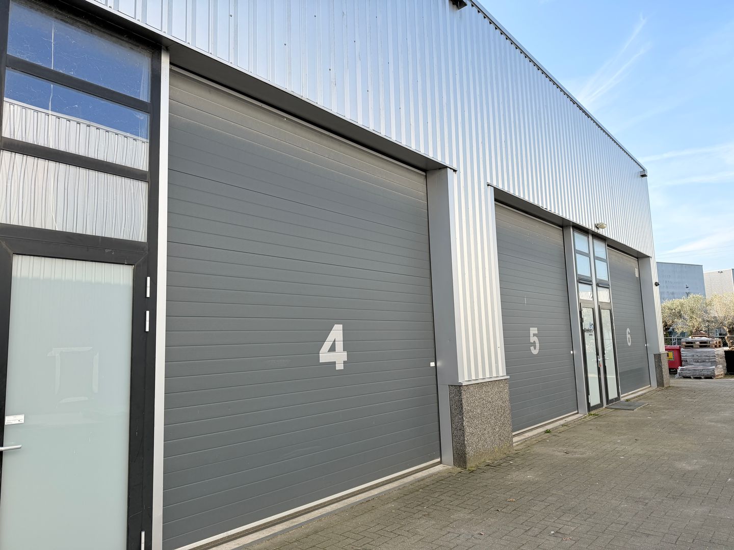 Bekijk foto 2 van de Hooge Akker 19