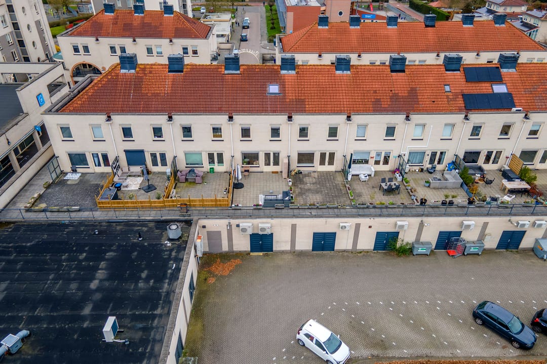 Photo 46 of Kamperfoelie 30