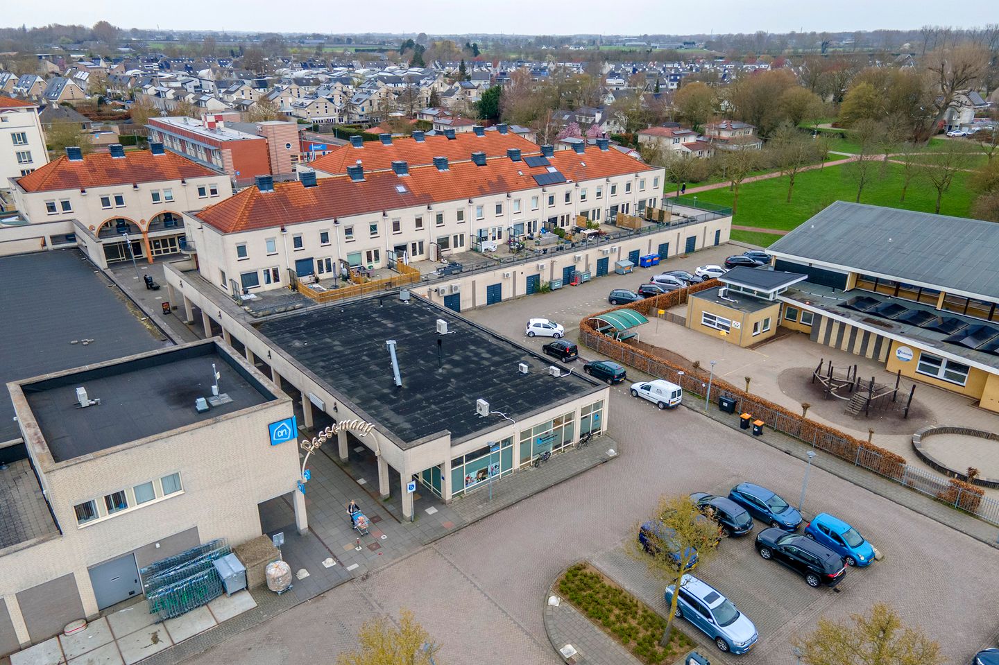 Photo 50 of Kamperfoelie 30