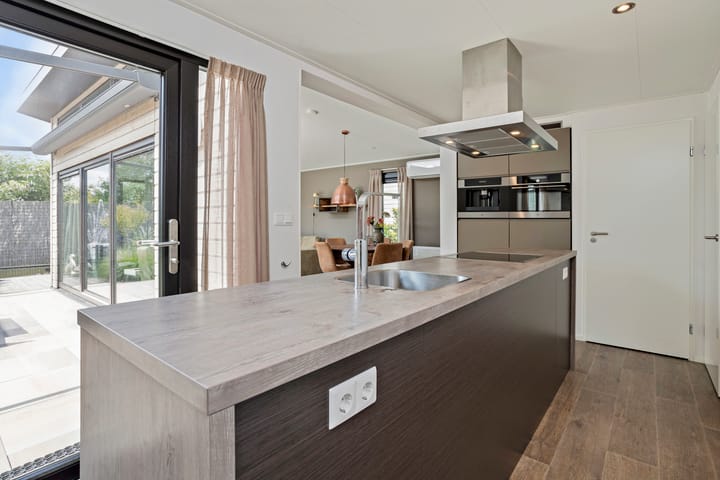 Vrijstaande woning te koop: Randmeerweg 14-0015, Nunspeet