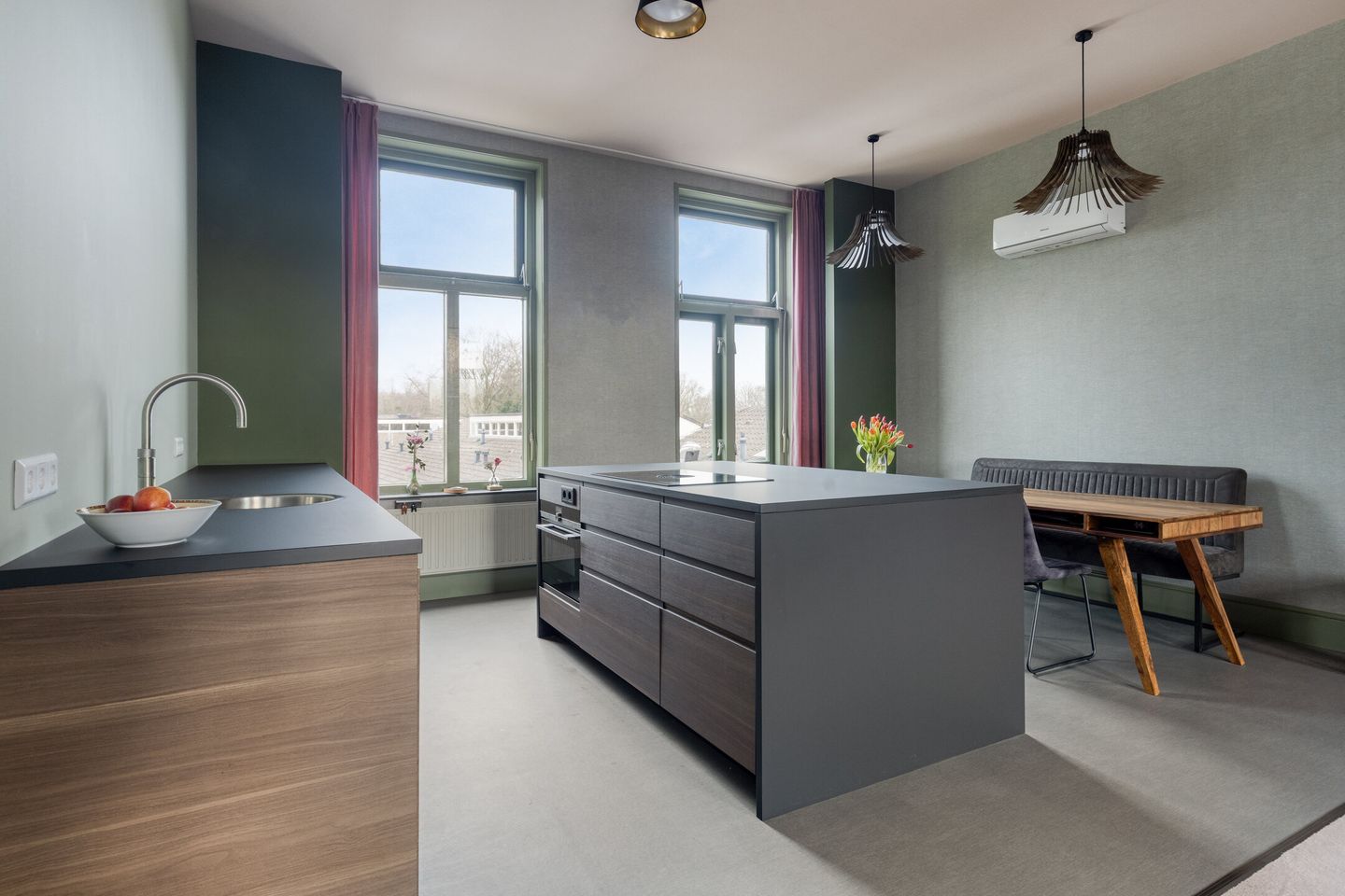 View photo 5 of Kerkstraat 57