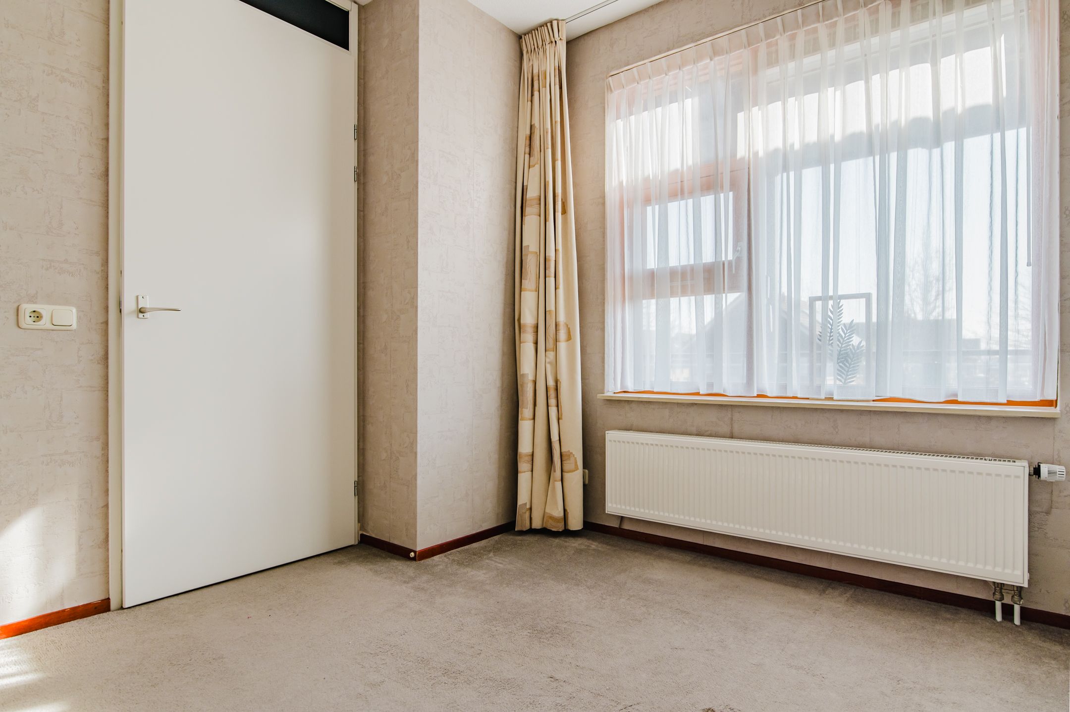 Photo 24 of Burgemeester Selhorststraat 6-C