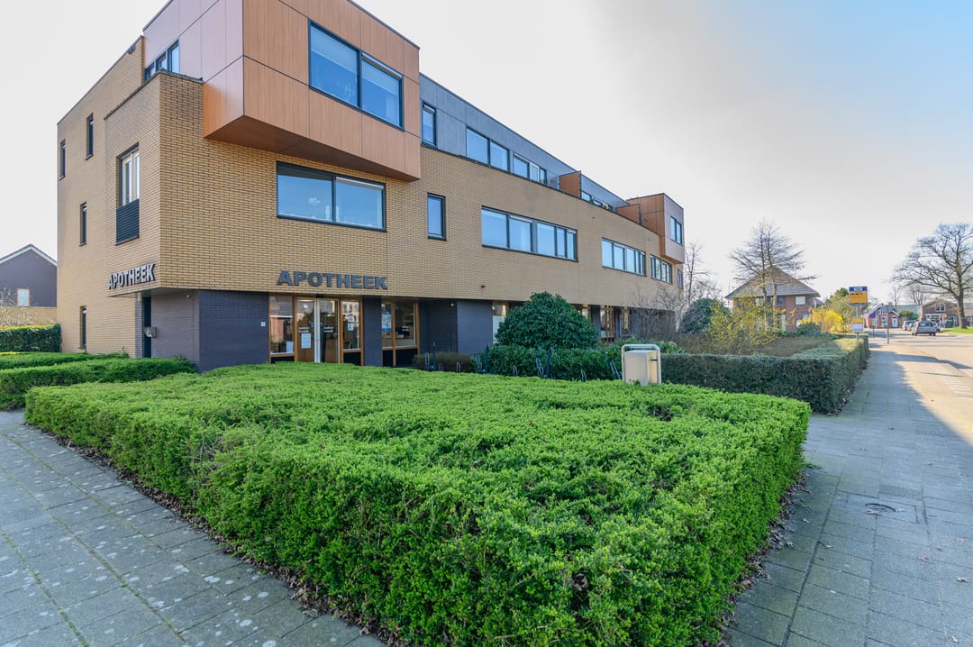 Photo 32 of Burgemeester Selhorststraat 6-C