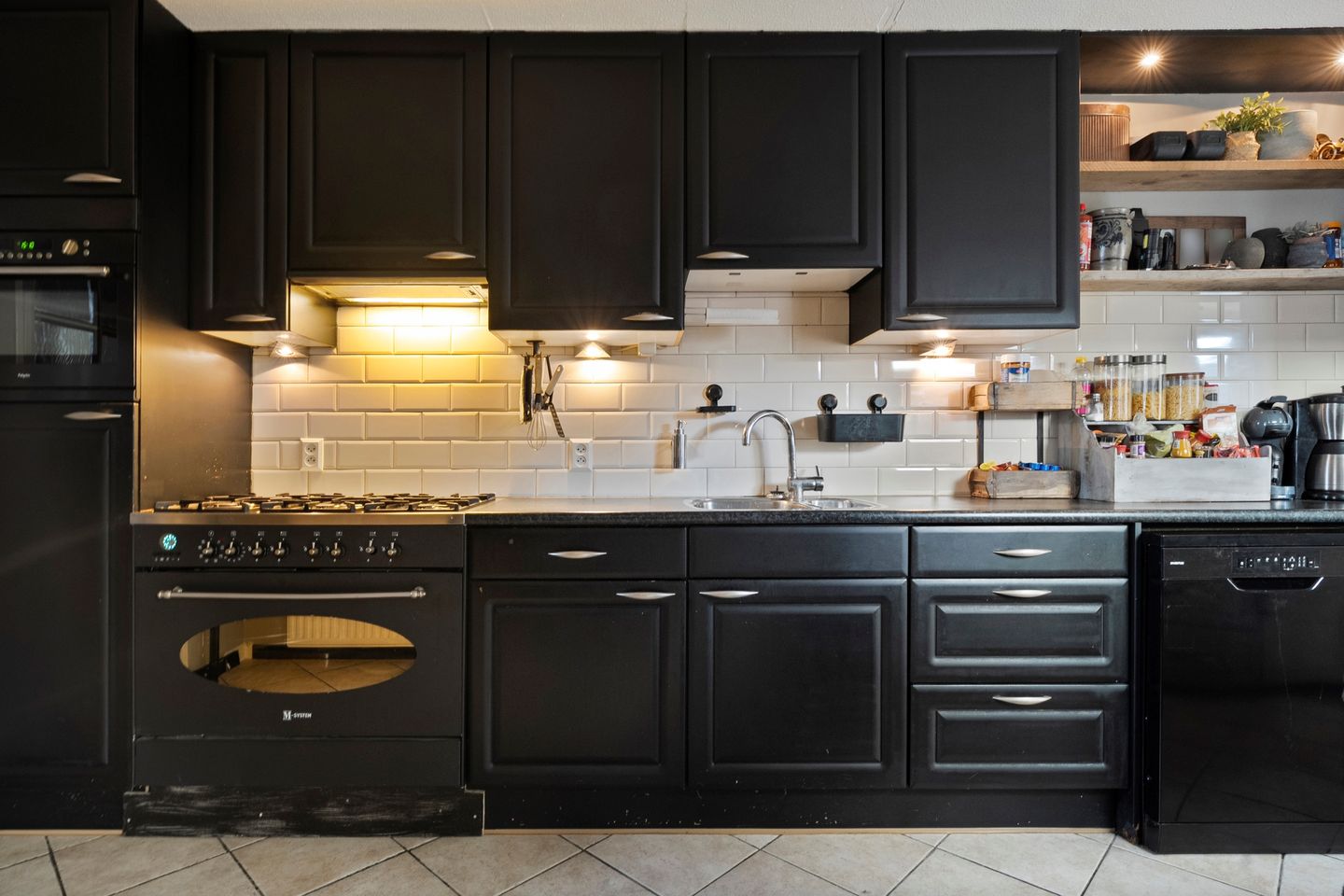 Foto 10 van Wentholtstraat 86