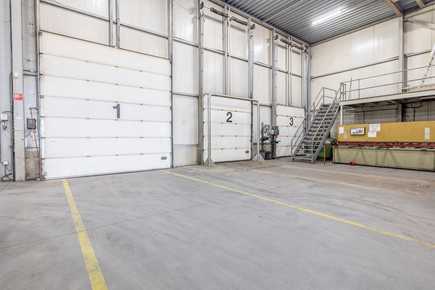 Bekijk foto 3 van Madame Curieweg 12