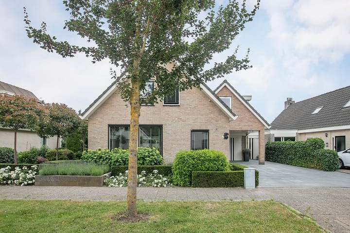 Foto 2 van Eekhoornbos 9