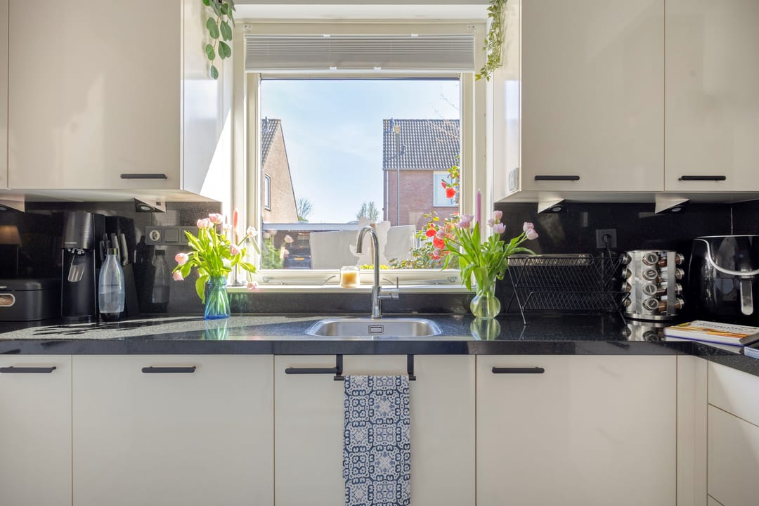 Photo 16 of Lijsterlaan 12