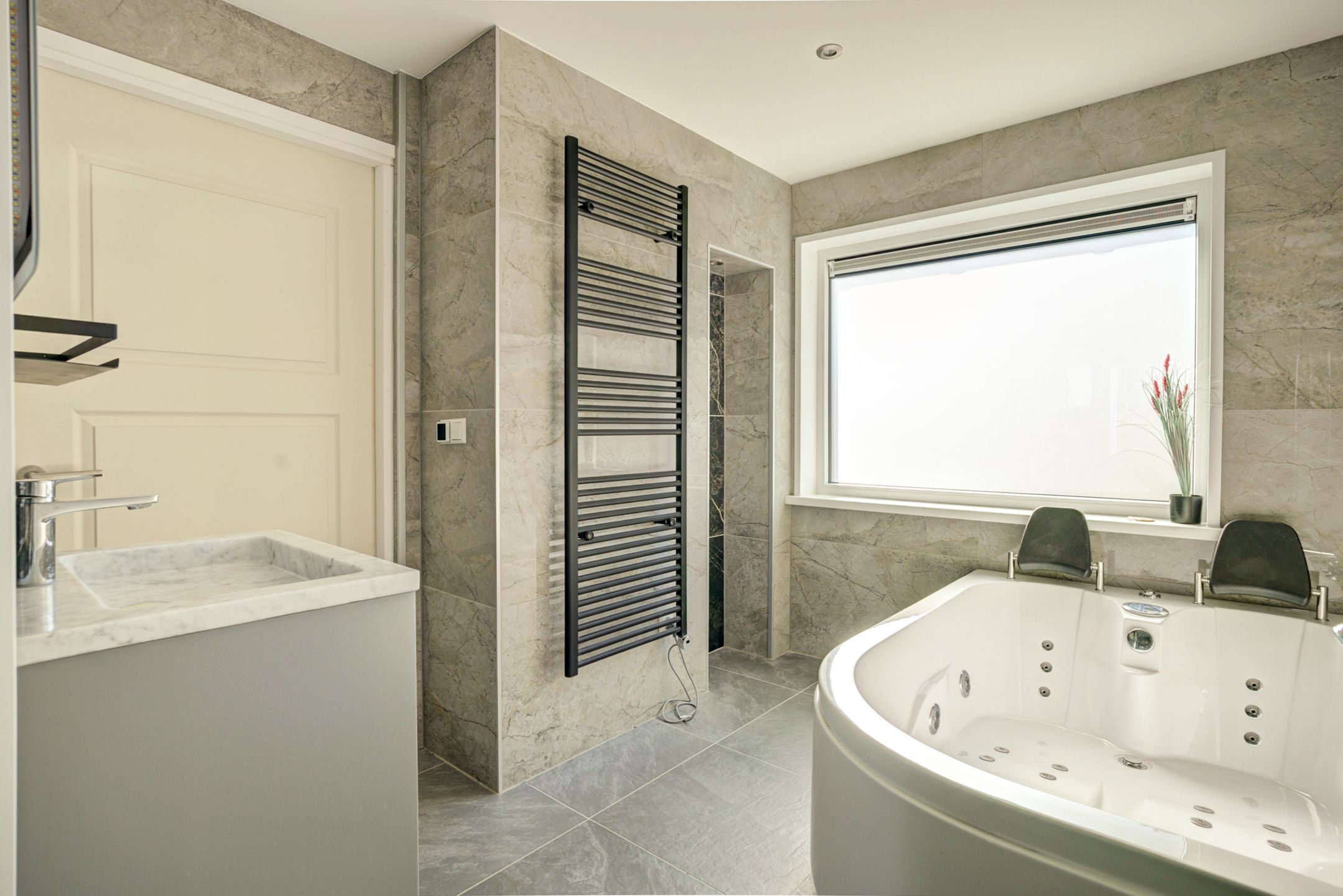 Foto 21 van Burgemeester Andriessenstraat 33