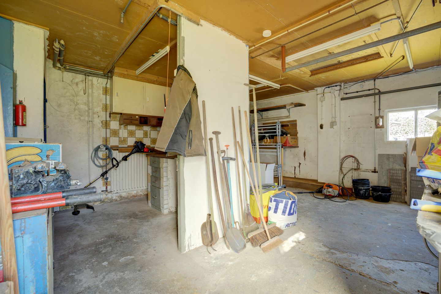 Foto 25 van Burgemeester Andriessenstraat 33