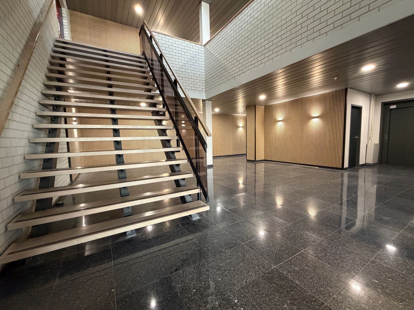 View photo 4 of Penningweg 9-E