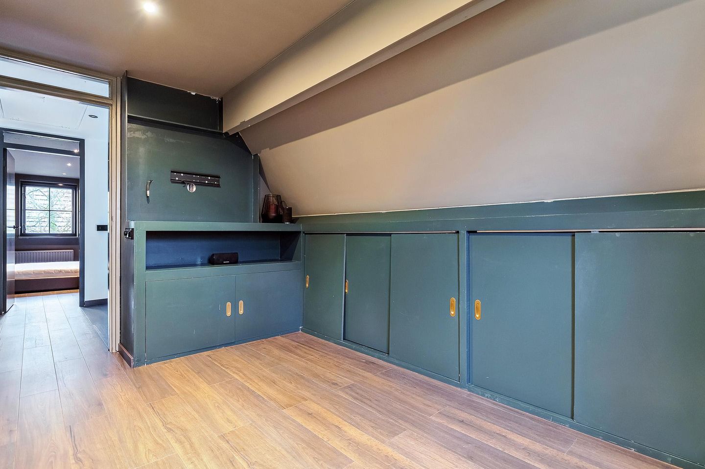 Photo 44 of Bossestraat 27