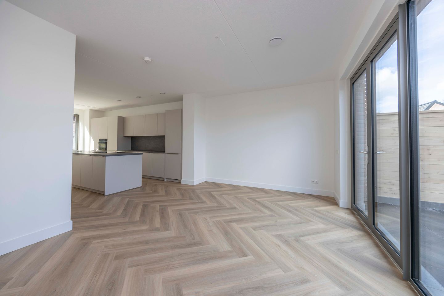 Photo 14 of Limanstraat 62