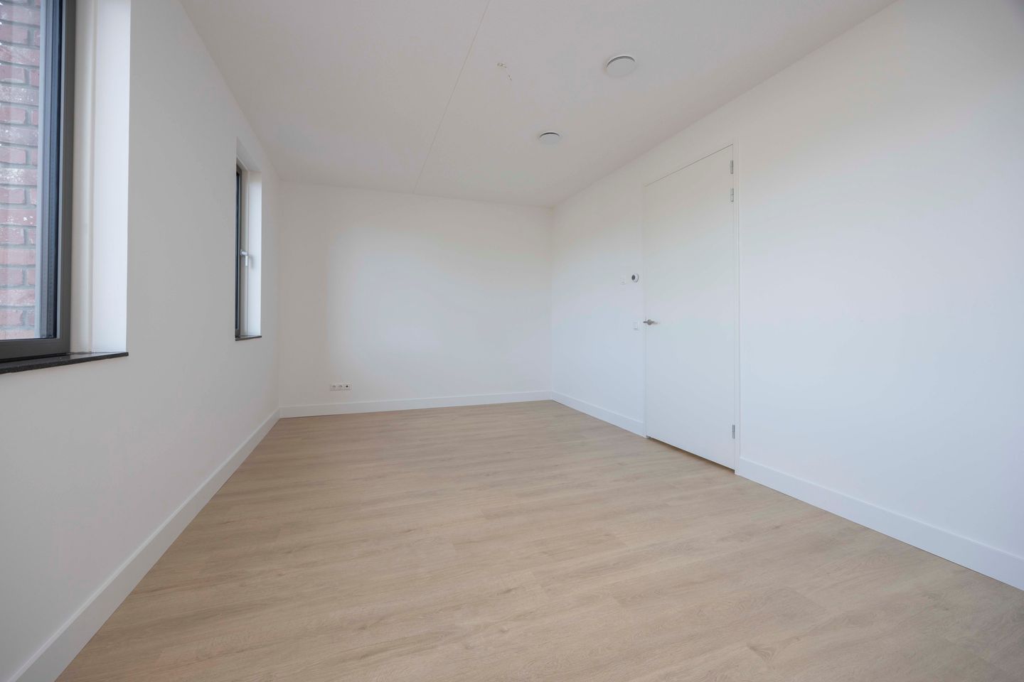 Photo 25 of Limanstraat 62