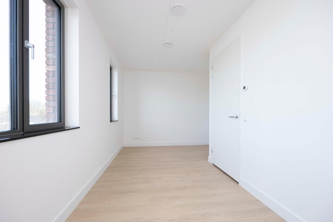 Photo 32 of Limanstraat 62