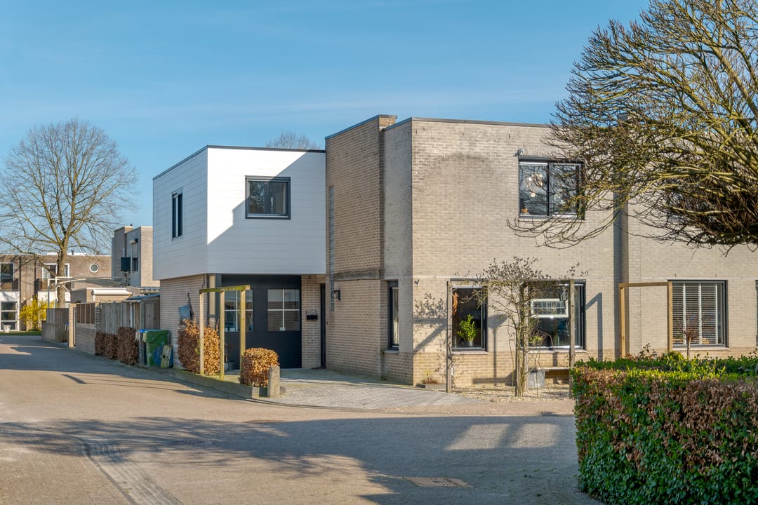 Foto 2 van Koninginnepage 24