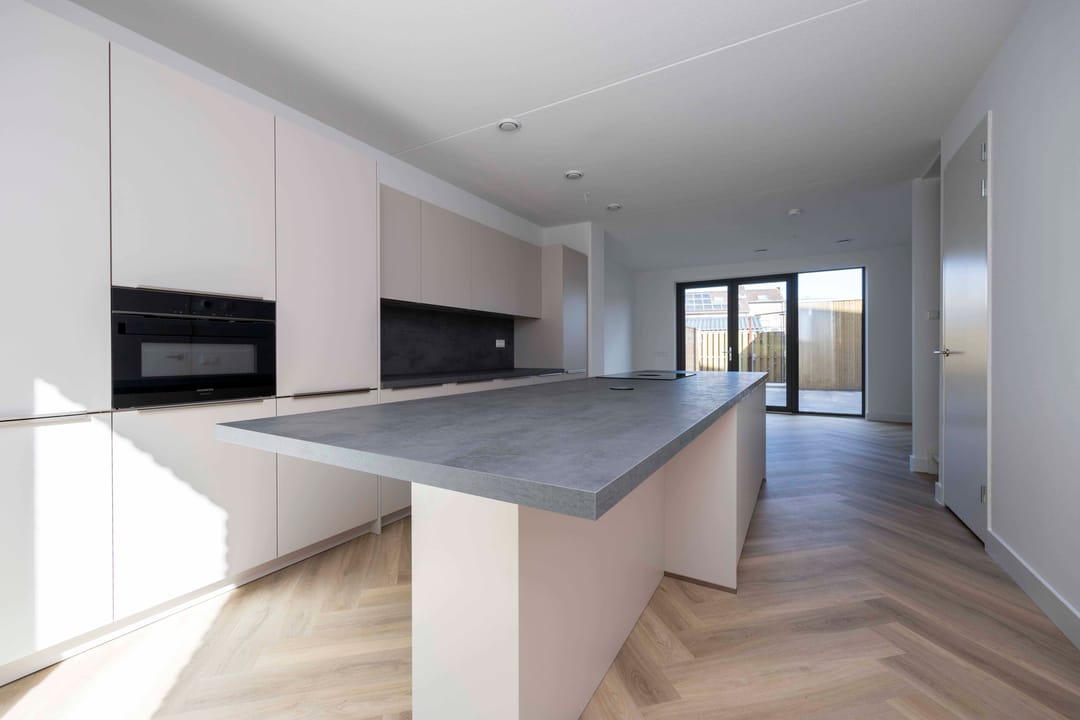 Photo 7 of Limanstraat 62