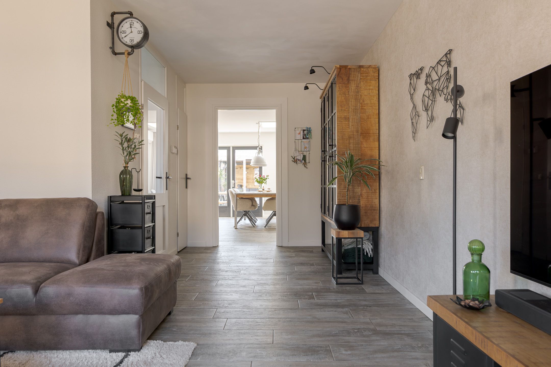 Foto 12 van Koninginnepage 24