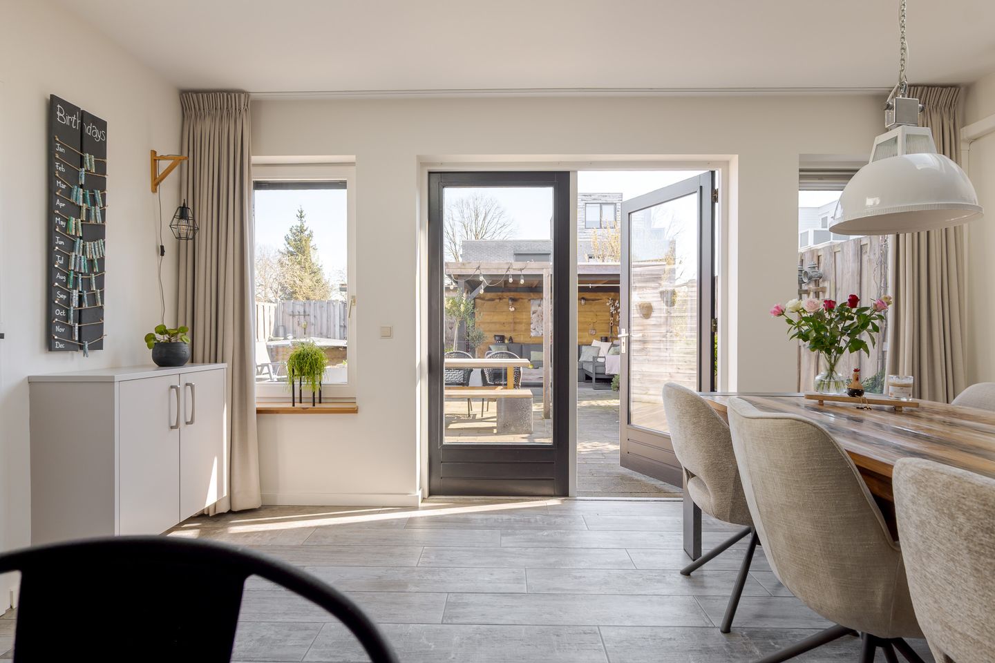 Foto 20 van Koninginnepage 24