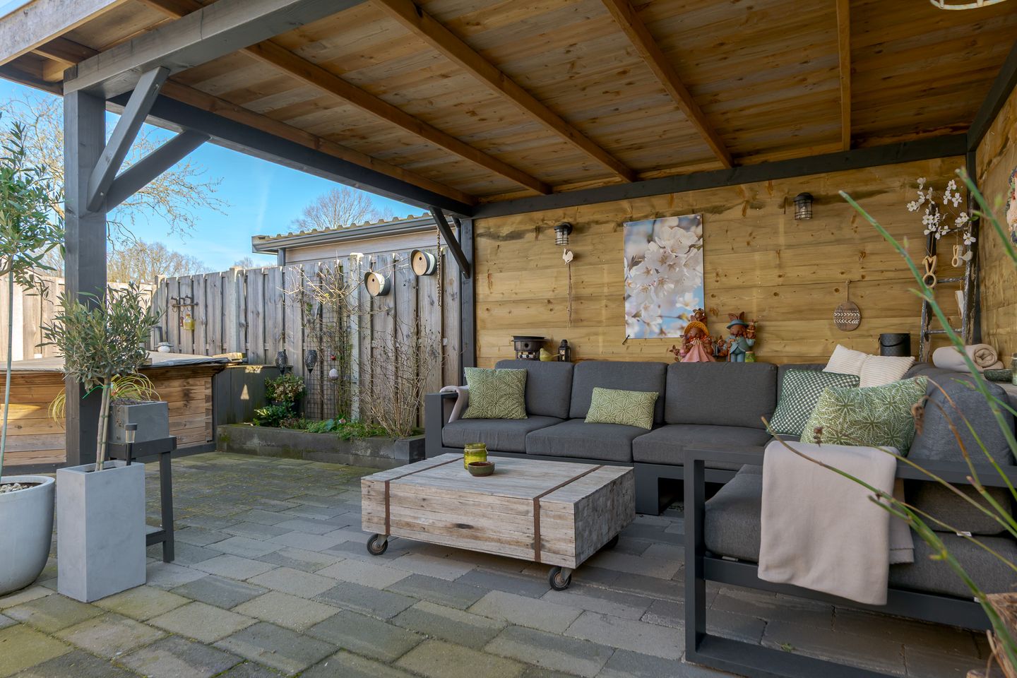 Foto 50 van Koninginnepage 24