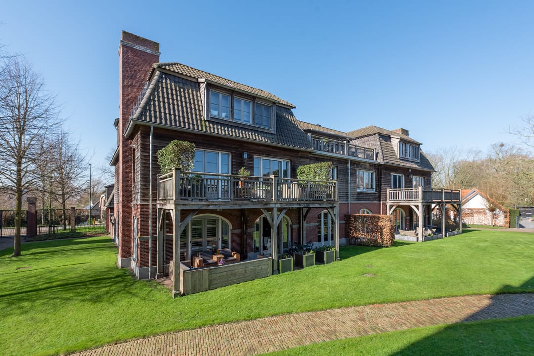 Foto 1 van Overweer 28