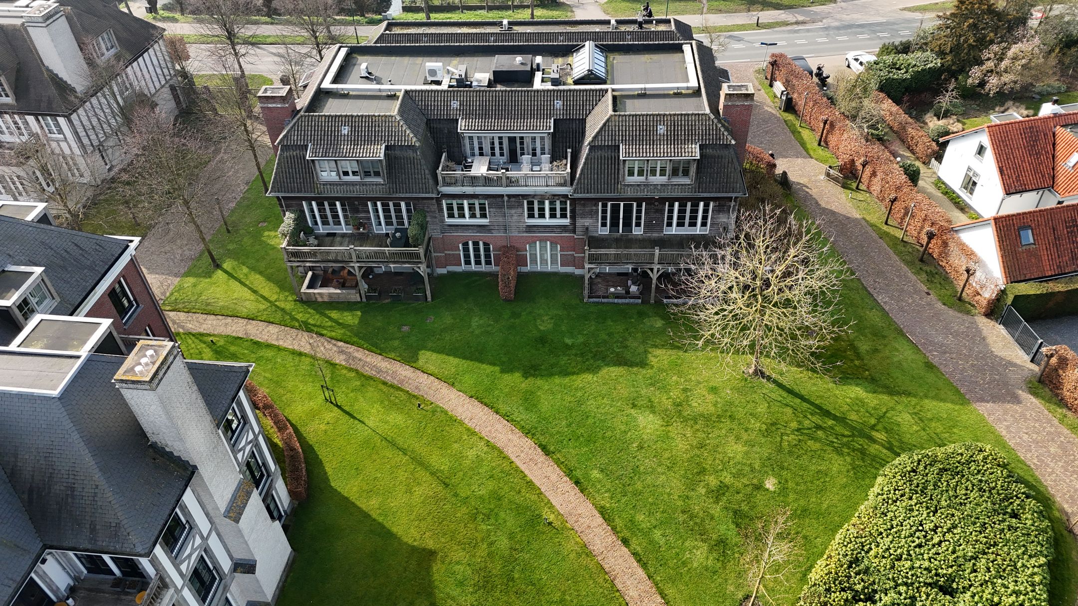 Foto 60 van Overweer 28