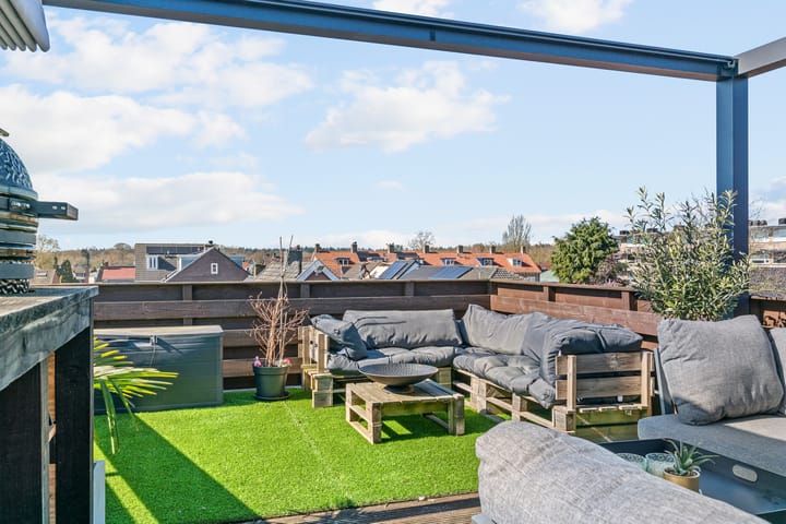 Photo 2 of Achterdorpsstraat 12-B