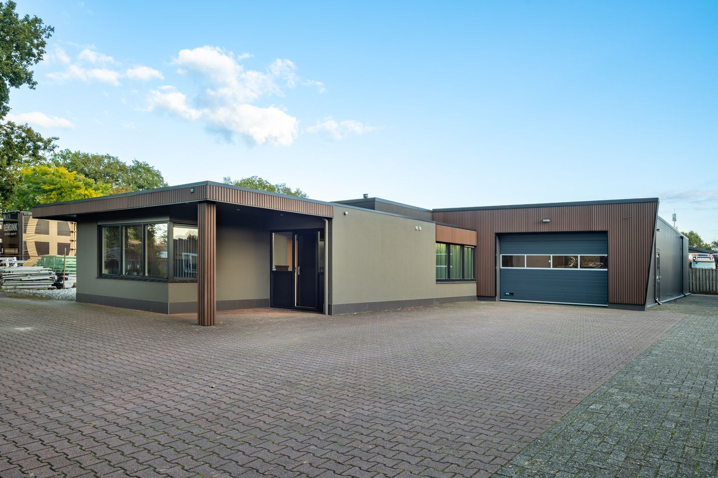 Bekijk foto 1 van Aadijk 5-a