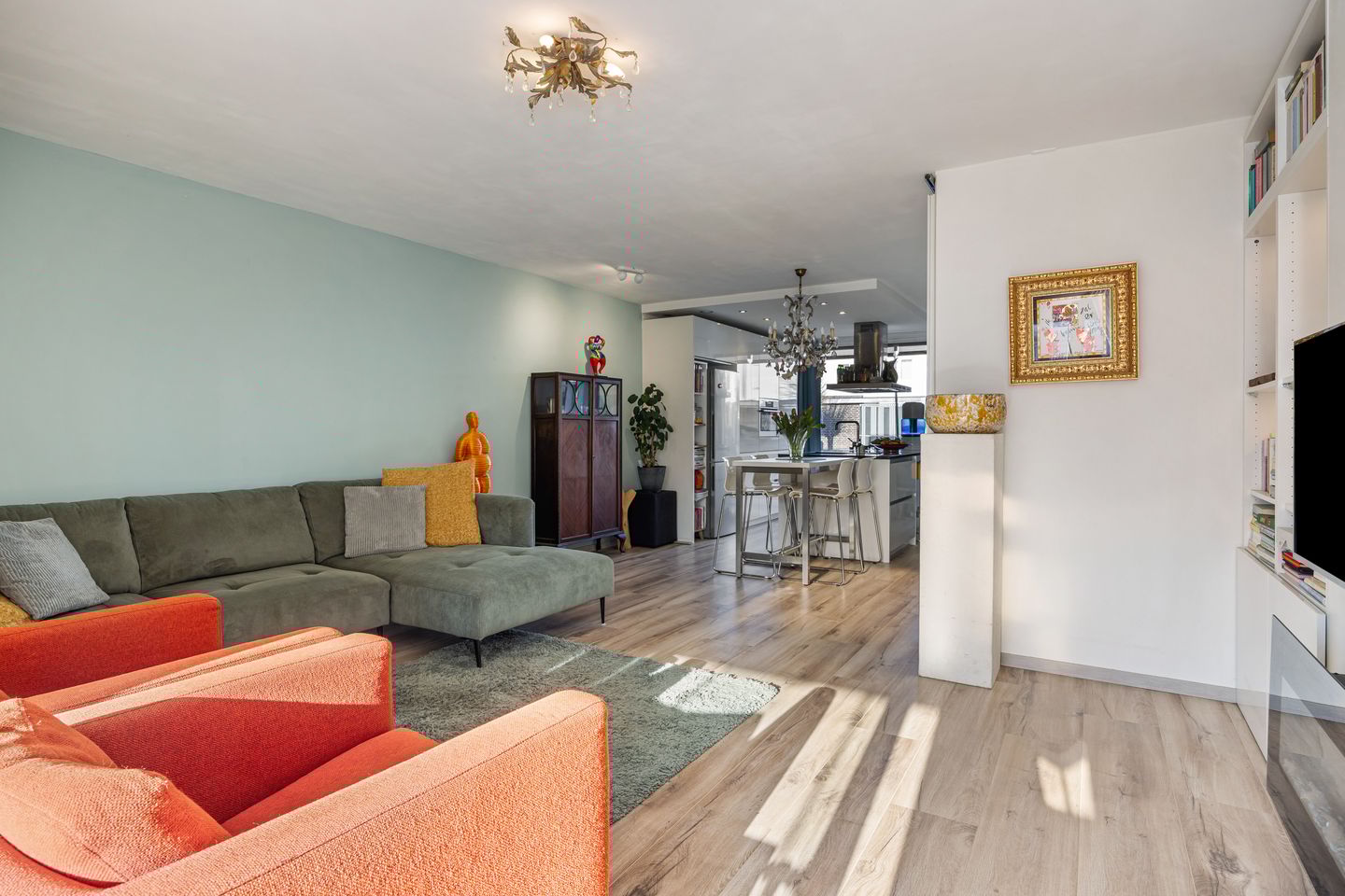 Photo 5 of Weegbree 31