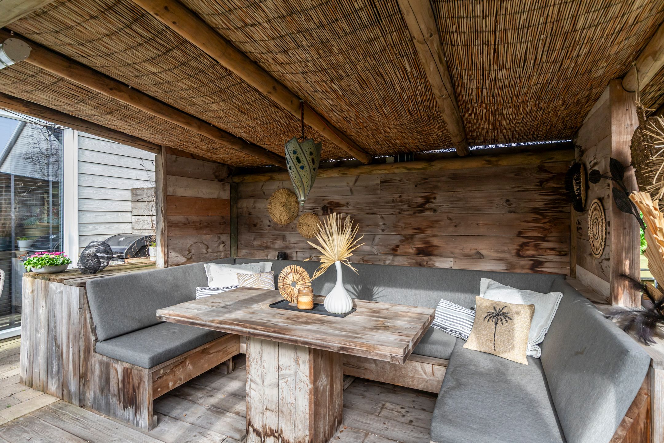 Spacious Scandinavian Style Family Home with 5 Bedrooms in Wateringse Veld — 21