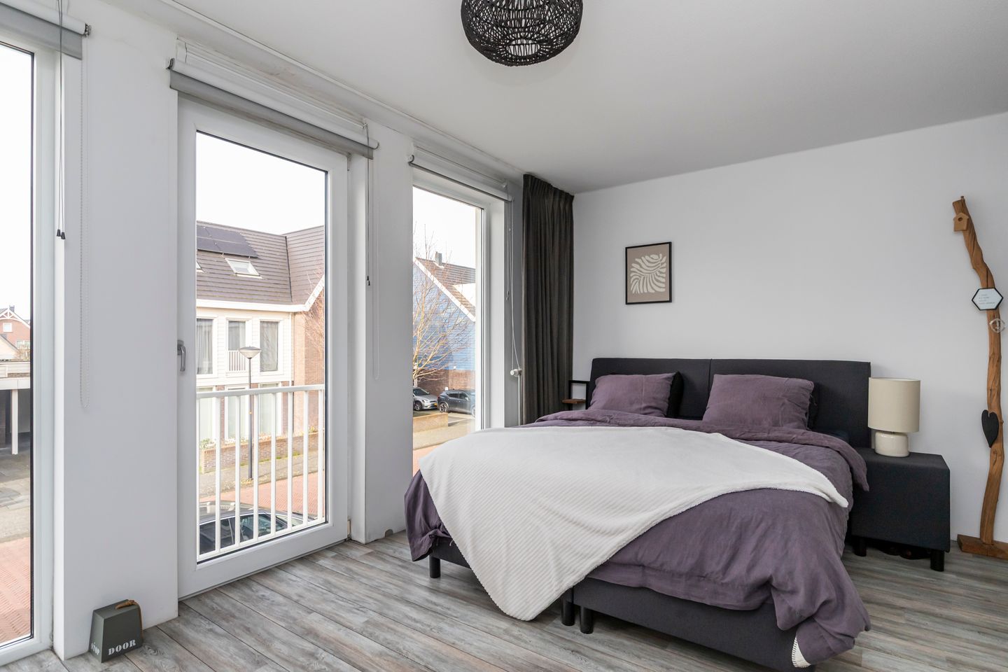 Spacious Scandinavian Style Family Home with 5 Bedrooms in Wateringse Veld — 29
