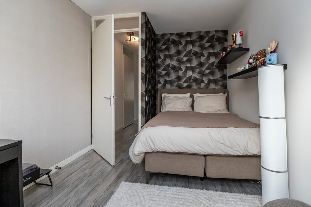 Spacious Scandinavian Style Family Home with 5 Bedrooms in Wateringse Veld — 32