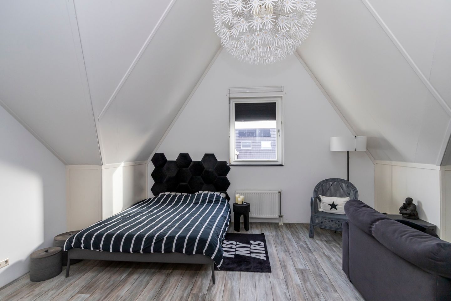 Spacious Scandinavian Style Family Home with 5 Bedrooms in Wateringse Veld — 35