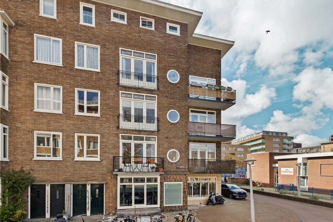 Foto 22 van Buskenblaserstraat 42-1