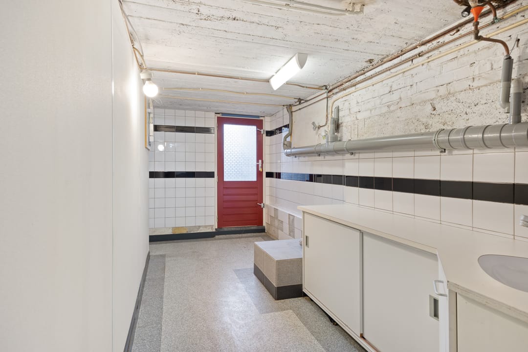 Centraal gelegen gezinswoning met zonnige tuin — 28