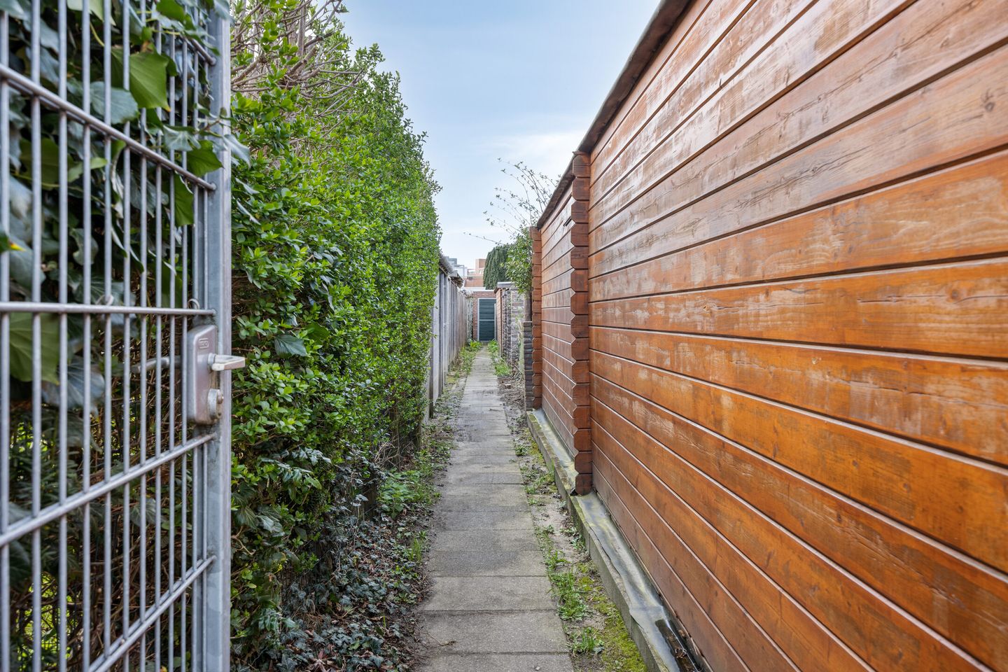 Centraal gelegen gezinswoning met zonnige tuin — 35