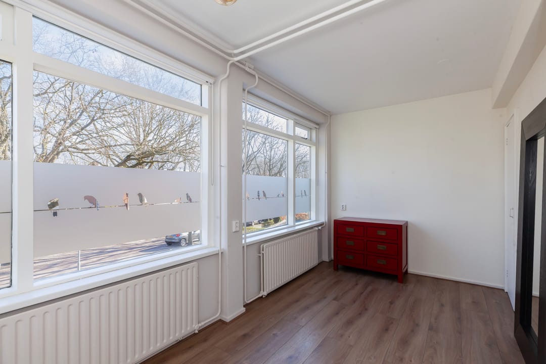 Ready to move in apartment with magnificent view — 16