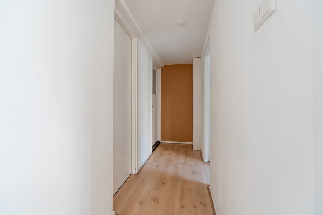 Photo 16 of Borneostraat 3