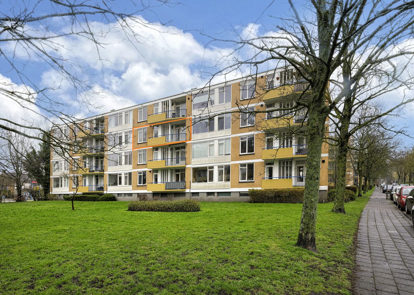 Photo 1 of Van Ostadelaan 172