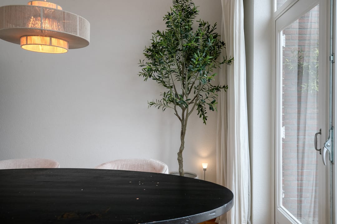 Spacious terraced house with four bedrooms in Eindhoven Eikenburg — 16