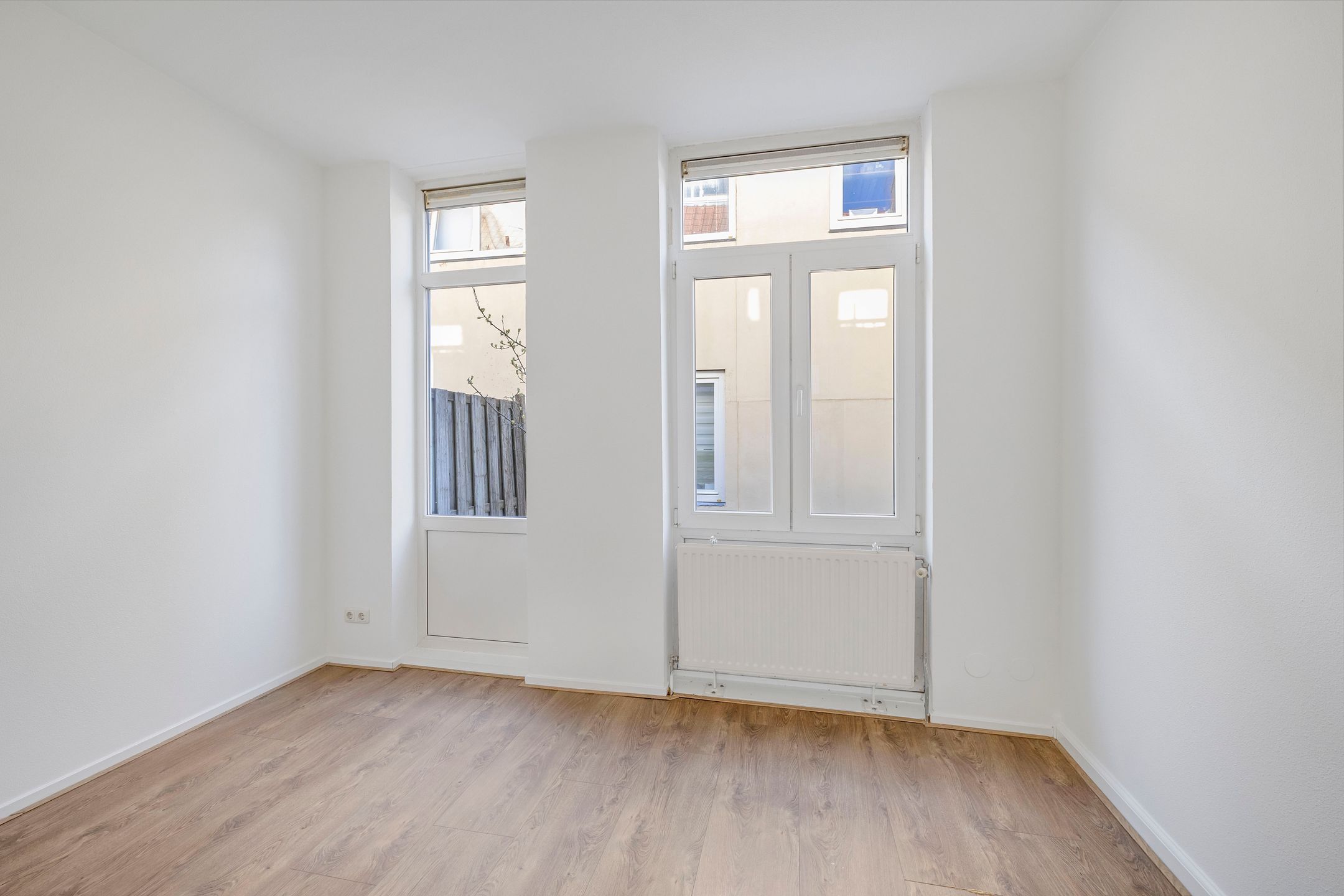 Foto 18 van Houtstraat 16-A