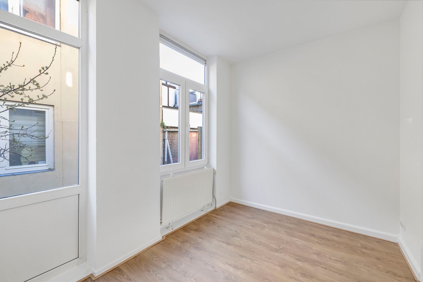 Foto 20 van Houtstraat 16-A