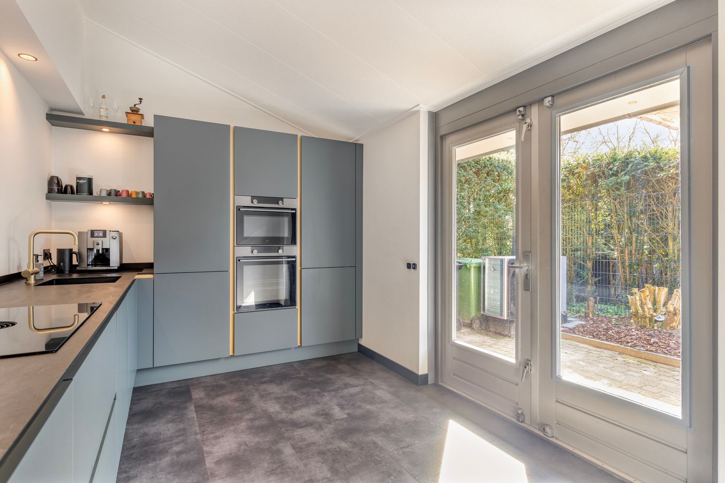 Foto 25 van Burnierlaan 20